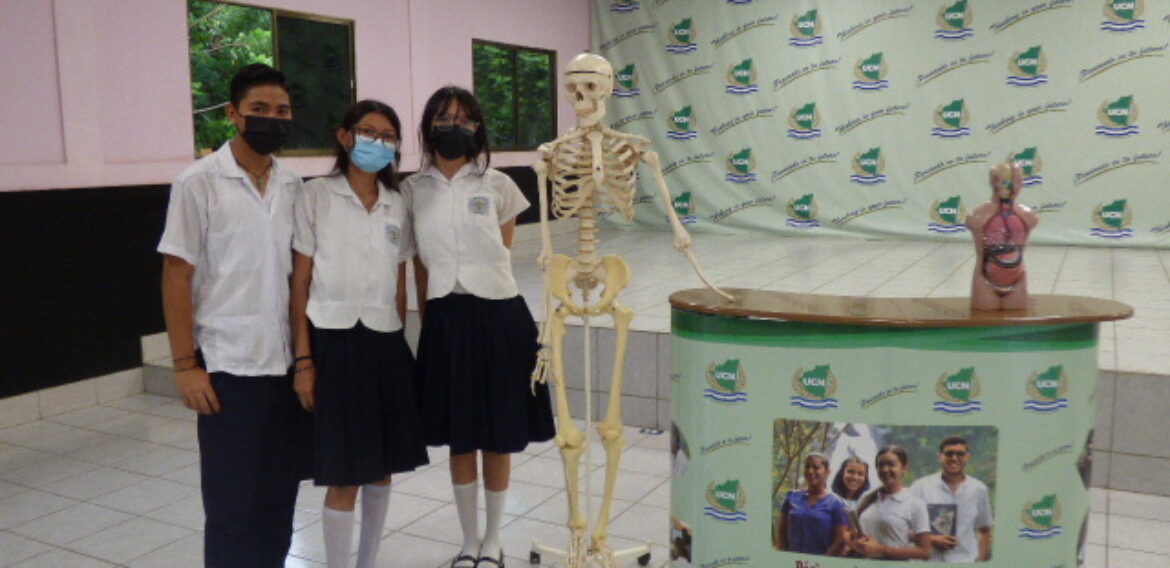 ESTUDIANTES DEL COLEGIO PARROQUIAL SAN PIO X, VISITAN UCN CAMPUS DORAL