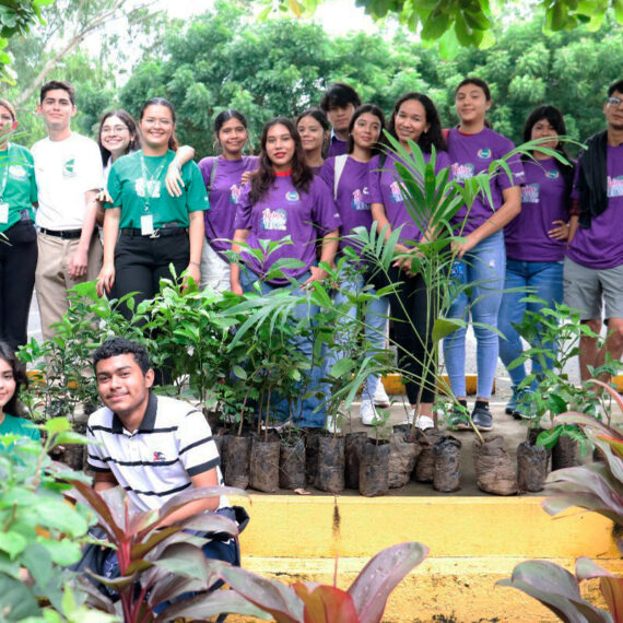 Restauración del Huerto Universitario Sede Central: Estudiantes Trabajan por un Medio Ambiente Sano